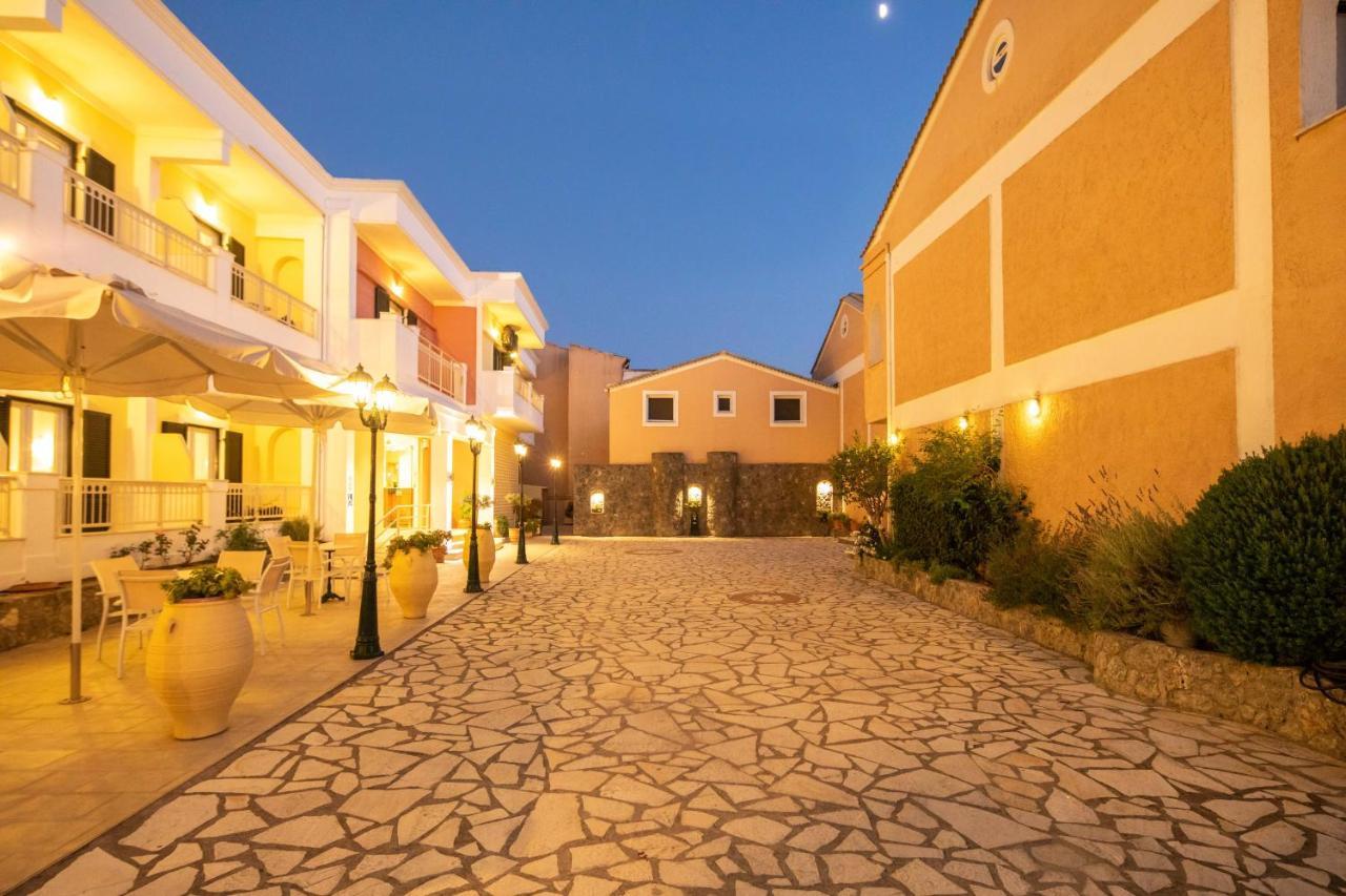 Hotel Rossis Mesongi Luaran gambar